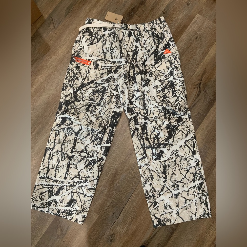 New Nike ACG Chena Vortex Storm Fit Pants Light Orewood Black FV8840-104 Sz S